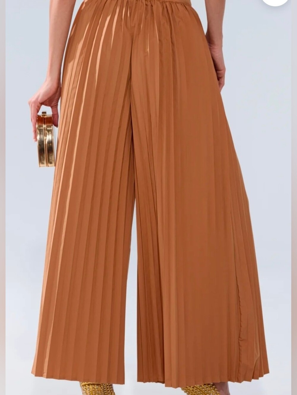 Pleated Wide-Leg Pants in Camel Sz Xl